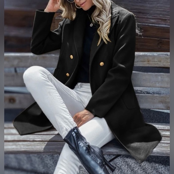 Elegant Lapel Collar Double Breasted Overcoat - Picture 2 of 7